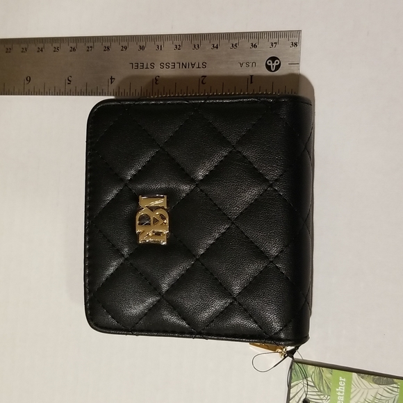 Badgley MISCHKA Coin Purse - Picture 8 of 8